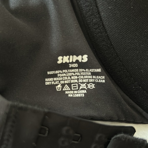 NWOT skims bra - Picture 3 of 5